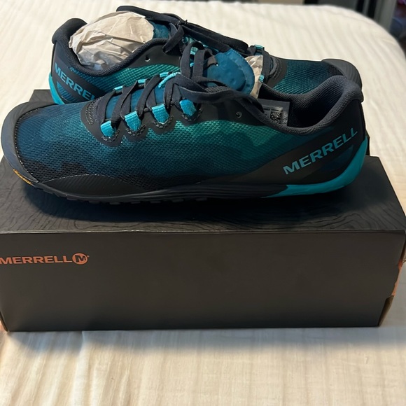 Merrell women’s shoes - Picture 1 of 4